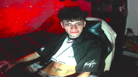 Snapshot of darkness_prince_x chatting on 09/19/25, 06:26 online show from 09/19/25, 06:26