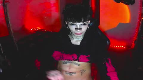   online show from 12/14/25, 07:03