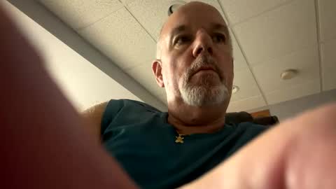 darknite083072 online show from 09/13/25, 04:07