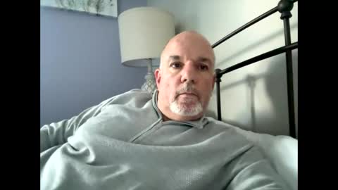 darknite083072 online show from 10/30/25, 09:48