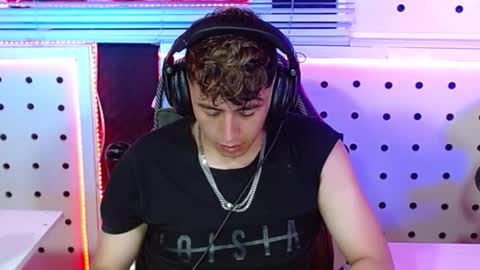 Snapshot of darko0717 chatting on 11/01/25, 11:07 DARKO0717 online show from 11/01/25, 11:07