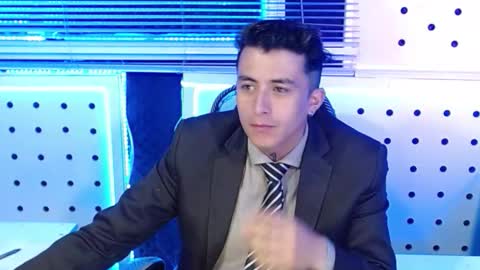 Snapshot of darko0717 chatting on 11/18/25, 12:31 DARKO0717 online show from 11/18/25, 12:31