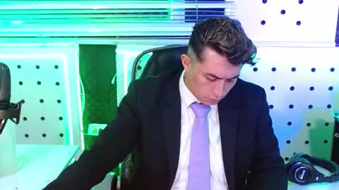 Snapshot of darko0717 chatting on 11/24/25, 02:06 DARKO0717 online show from 11/24/25, 02:06