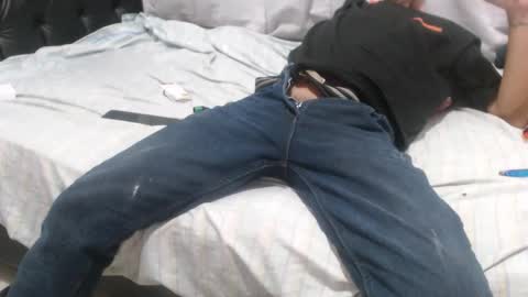 Snapshot of darkr_ider chatting on 04/25/26, 02:47 darkr_ider online show from 04/25/26, 02:47