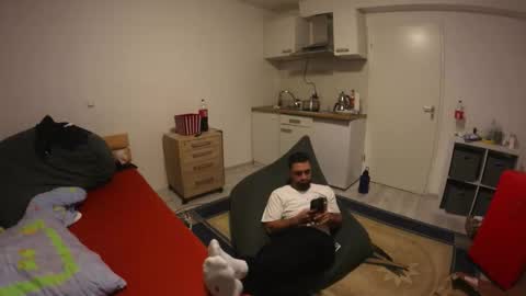 darkschneider_ online show from 10/30/25, 02:13