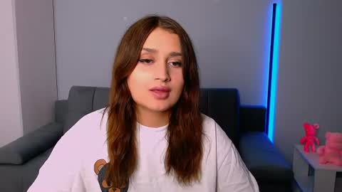 Amelie online show from 06/23/26, 05:44