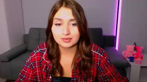 Amelie online show from 07/17/26, 04:23