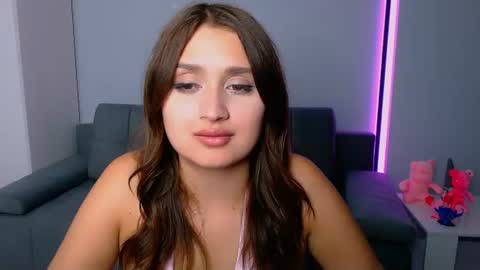 Amelie online show from 07/21/26, 04:31
