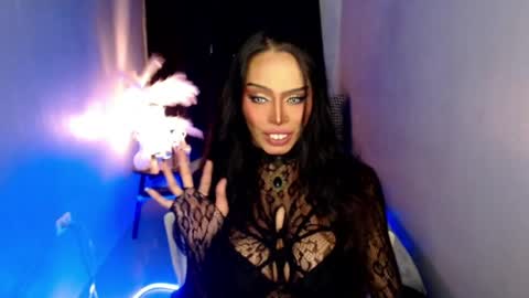 HAPPY BIRTHDAY MISTRESS MADRIANA online show from 06/19/26, 02:05