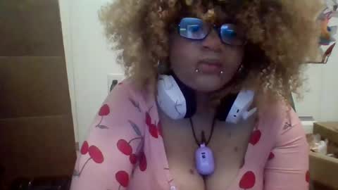 DarkSundaze online show from 06/18/26, 11:42