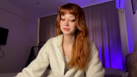 Lina online show from 05/04/26, 01:07