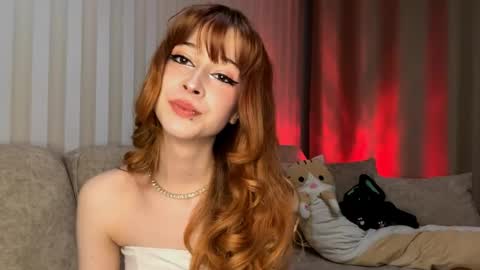 Lina online show from 05/20/26, 04:13