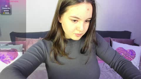 darlenedolce online show from 12/19/24, 10:02