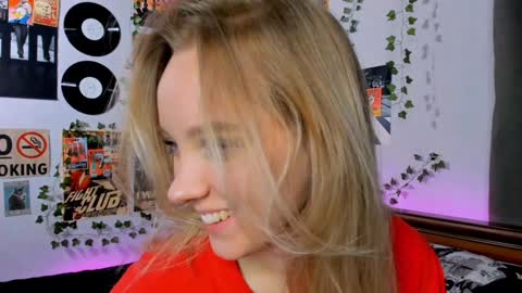 lina online show from 12/11/24, 02:41