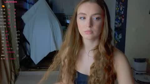 Darlina online show from 10/12/25, 02:38