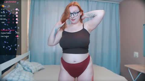 Snapshot of darling_eva chatting on 09/27/25, 02:27 Eve online show from 09/27/25, 02:27