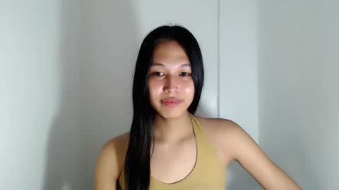 Snapshot of darling_sweetheartxx chatting on 11/23/25, 08:30 YOUR ATHENA online show from 11/23/25, 08:30