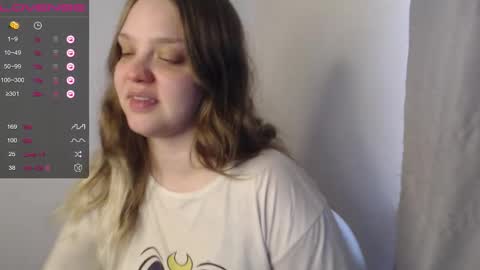 darling_tony18 online show from 09/14/25, 01:43