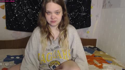 darling_tony18 online show from 09/24/25, 11:13