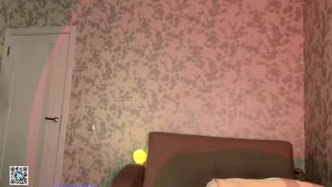 Snapshot of darlingdarinka chatting on 11/10/25, 03:33 D online show from 11/10/25, 03:33