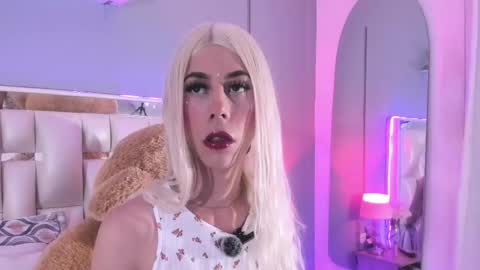 darlyn_tenderhot__ online show from 11/29/25, 11:41