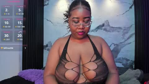 Snapshot of darnellqueen chatting on 03/25/26, 05:46 Darnell Queen online show from 03/25/26, 05:46