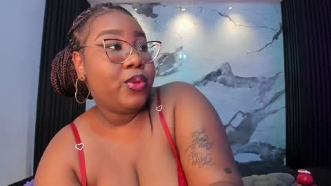 Snapshot of darnellqueen chatting on 06/04/26, 04:07 Darnell Queen online show from 06/04/26, 04:07