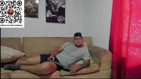 Snapshot of darren_lemus chatting on 09/29/25, 07:51 Darren lemus online show from 09/29/25, 07:51