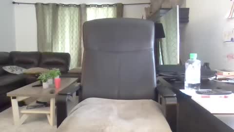 darryl43321 online show from 10/02/25, 09:00