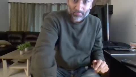 Snapshot of darryl43321 chatting on 12/22/25, 09:23 darryl43321 online show from 12/22/25, 09:23