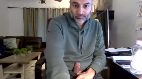 Snapshot of darryl43321 chatting on 03/19/26, 05:17 darryl43321 online show from 03/19/26, 05:17