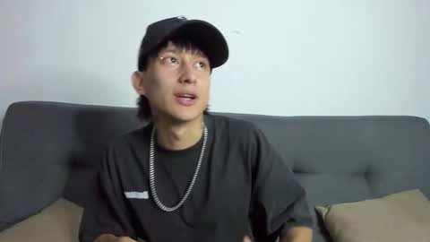 Snapshot of darsel_night chatting on 11/21/25, 04:44 darsel_night online show from 11/21/25, 04:44