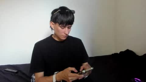 Snapshot of darsel_night chatting on 12/13/25, 10:04 darsel_night online show from 12/13/25, 10:04