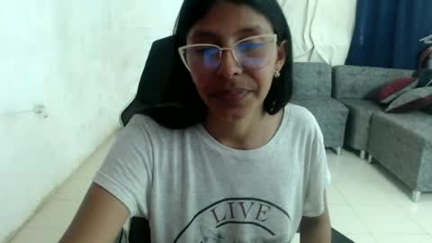 Snapshot of darsha_1 chatting on 06/12/26, 08:41 Darsha online show from 06/12/26, 08:41