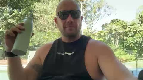 dartanian0001 online show from 10/20/25, 03:51