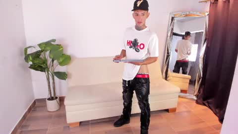 darwin_stark online show from 07/06/26, 06:10