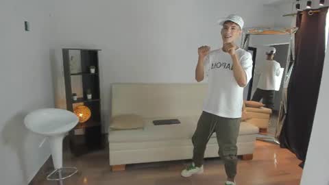 darwin_stark online show from 07/28/26, 01:34