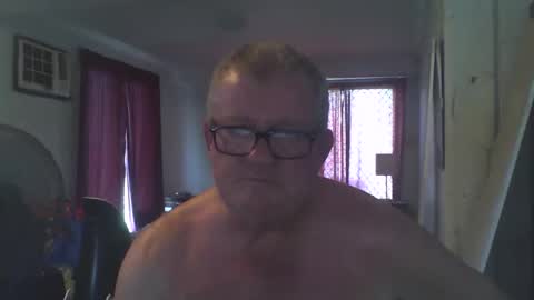 Snapshot of darwincock chatting on 12/26/24, 02:01 darwincock online show from 12/26/24, 02:01