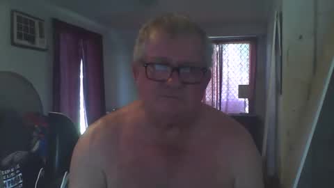 Snapshot of darwincock chatting on 01/26/25, 01:41 darwincock online show from 01/26/25, 01:41