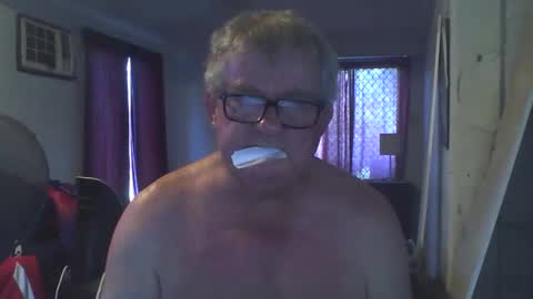 Snapshot of darwincock chatting on 02/28/25, 10:17 darwincock online show from 02/28/25, 10:17