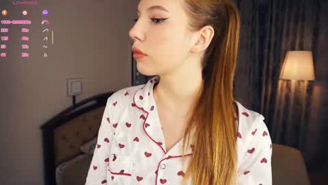 Lana online show from 03/05/25, 06:44