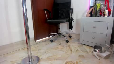 Dasha Foxxx online show from 02/17/25, 04:15