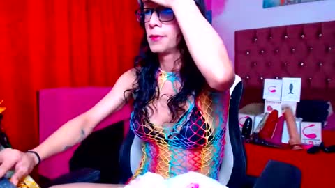 Dasly online show from 02/17/25, 12:21