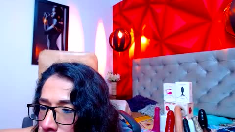 Dasly online show from 09/21/25, 03:19