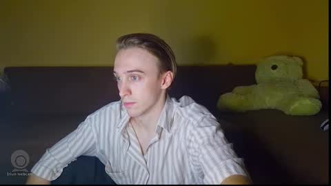 datalian online show from 09/28/25, 03:50