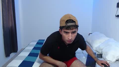 Snapshot of dave_hot1 chatting on 12/03/25, 07:56 David online show from 12/03/25, 07:56