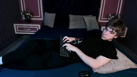 Dave online show from 07/08/26, 07:51