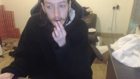 Snapshot of daver281197 chatting on 01/10/25, 06:53 dave online show from 01/10/25, 06:53