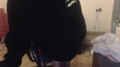 Snapshot of daver281197 chatting on 02/14/25, 08:26 dave online show from 02/14/25, 08:26