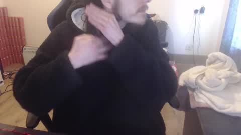 Snapshot of daver281197 chatting on 03/04/25, 07:30 dave online show from 03/04/25, 07:30